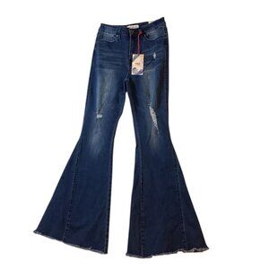 NWT YMI Jeans Gigi High Rise Fit To Twisted Flare Frayed Blue Womens Size 7/28